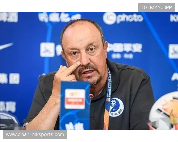 贝尼特斯战术调整引发关注，球队表现迎来新突破